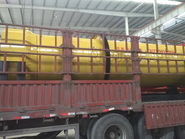 四川的客戶，您采購(gòu)的1.5mX8m雞糞烘干機(jī)已發(fā)出，請(qǐng)注意查收